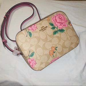 Nwt! Rose edition coach bag 🌹